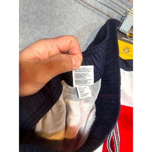 Speedo Swim Trunks Board Shorts Mens Size Large Red Lined UPF 50+ Sun Protection - Picture 9 of 11